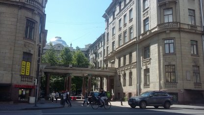 дом бенуа