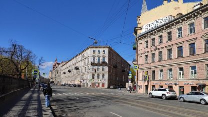 Садовая улица