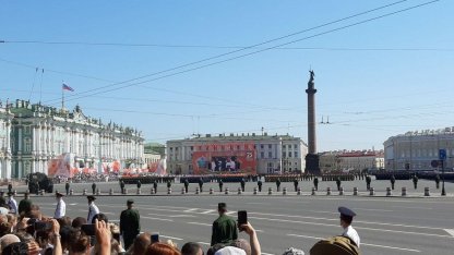 Дворцовая площадь парад