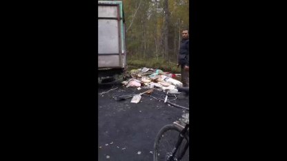 Мусор в Старопетергофском канале