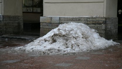сугробы на невском проспекте