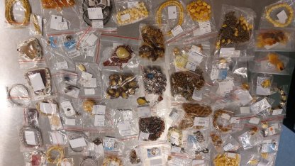 задержанные драгоценности в Пулково 