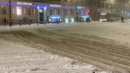 снегопад на Невском проспекте