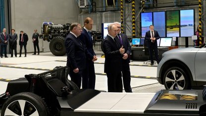 Путин на заводе 