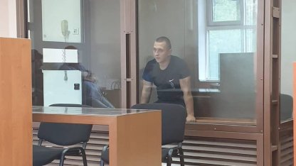 облил зелёнкой адвоката