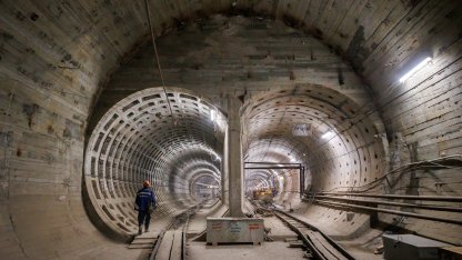метро горный институт