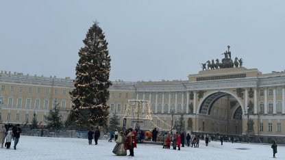 снег