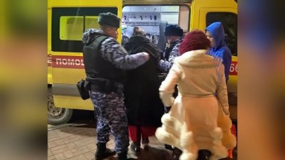 росгвардейцы помогли женщине