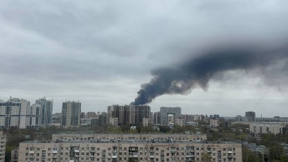 Горит склад