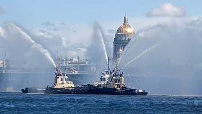 Корабли на Неве