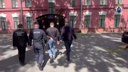 Хулиган толкнул несовершеннолетнего на Петроградской