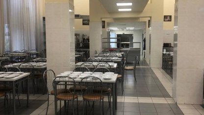 столовая в Звёздном