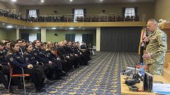 Час с героем