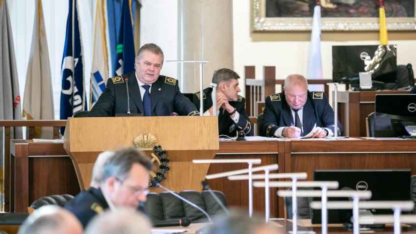 Суслов