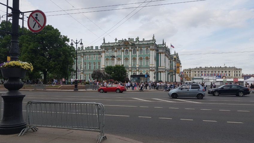 день россии петербург