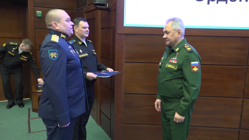 Шойгу и военные