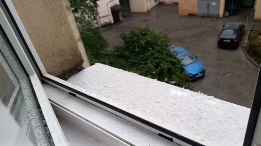 град