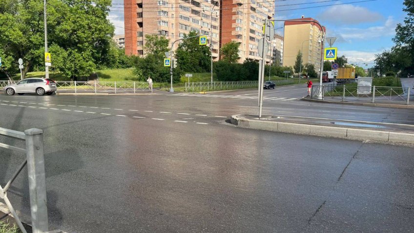 Откачали воду с проспекта Стачек