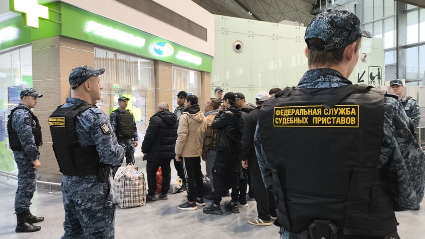 приставы