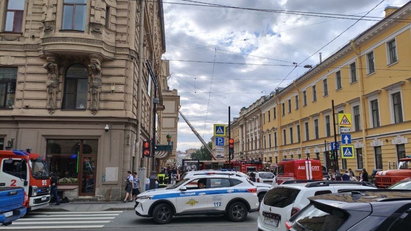 Пожар в центре Петербурга