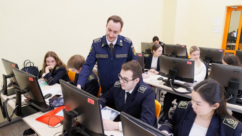 аспиранты