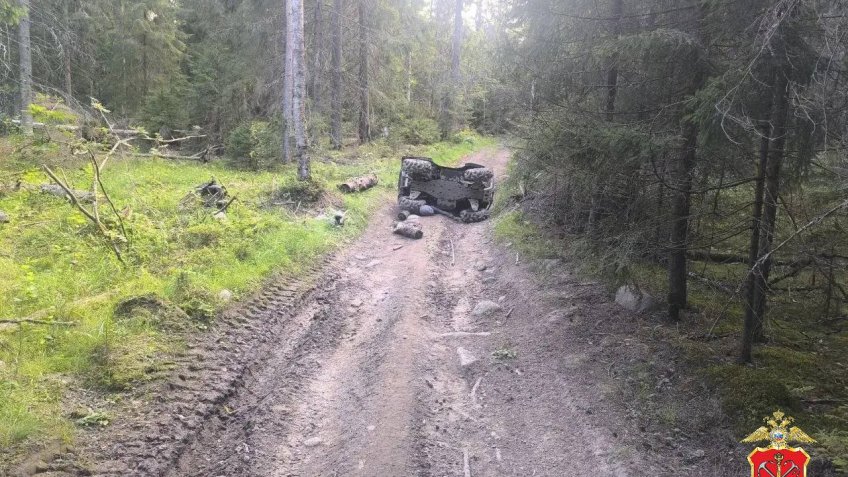 Перевернулся вездеход