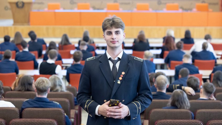 Дмитрий Тюнин
