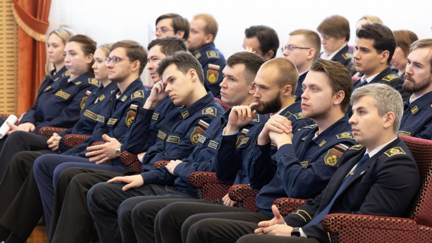 аспиранты