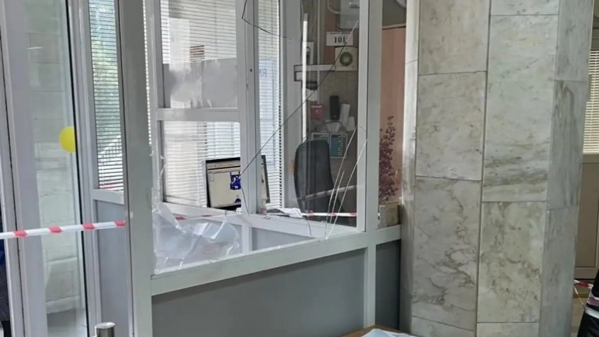 тик