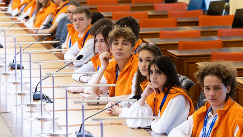 университетские смены