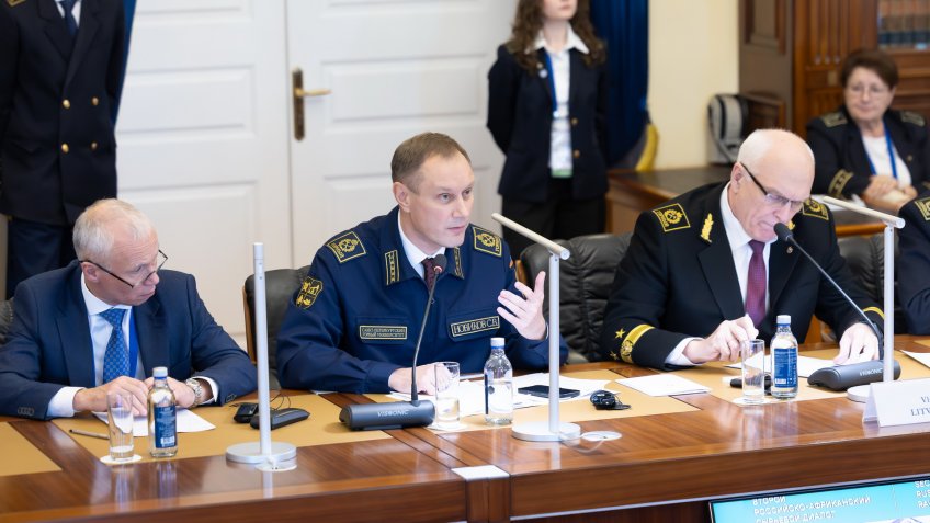 Сергей Новиков